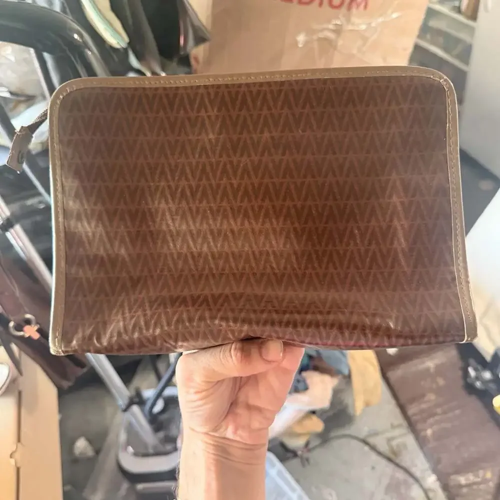 Valentino‎ brown leather V pattern clutch bag